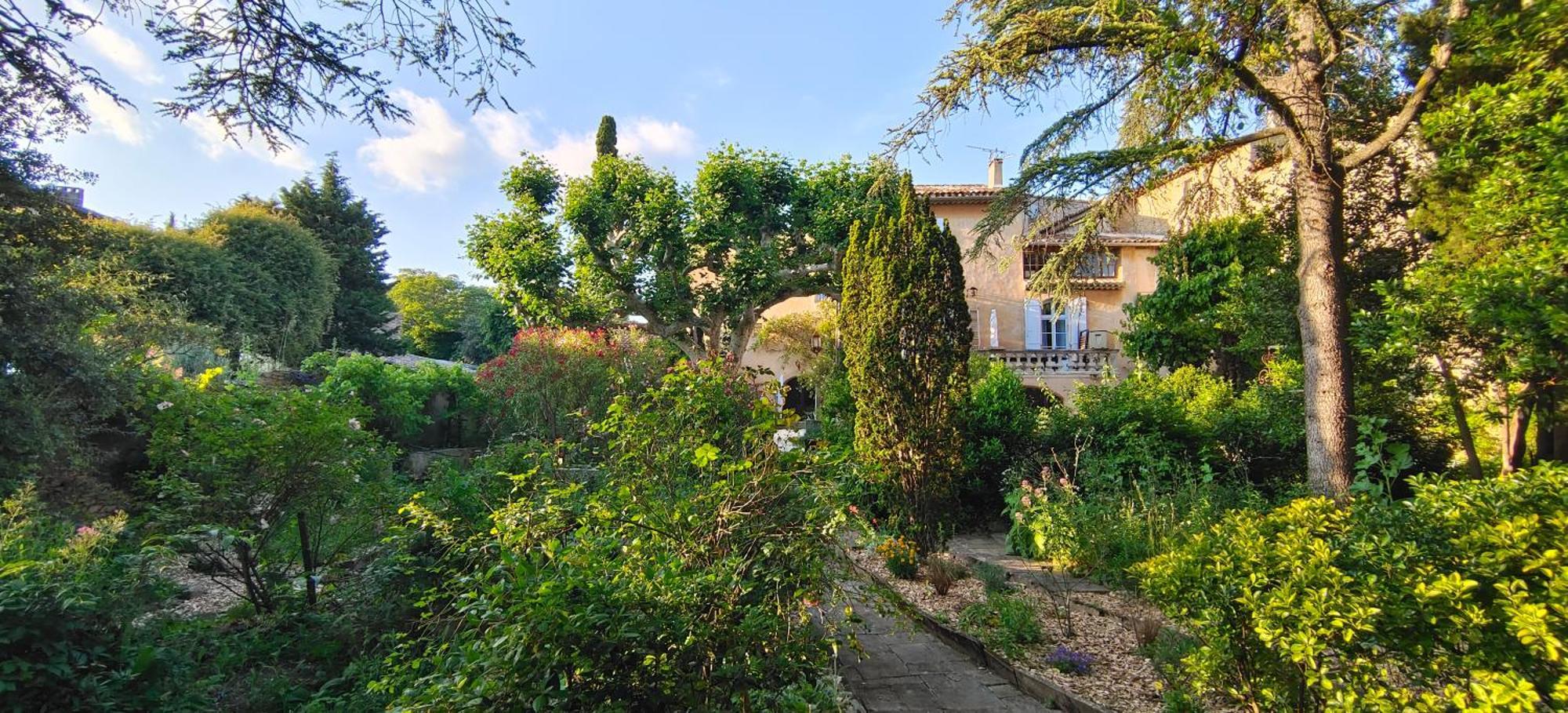 Rue Du Chateau A Cabrieres D'Avignon Bed & Breakfast Eksteriør bilde