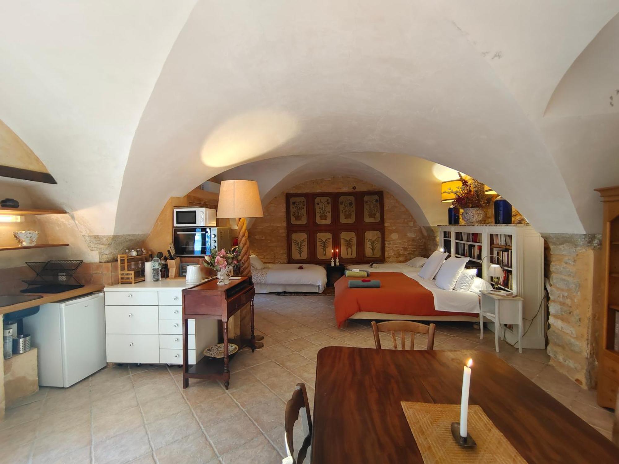 Rue Du Chateau A Cabrieres D'Avignon Bed & Breakfast Eksteriør bilde